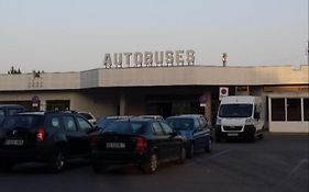 Estacion Bus Rooms